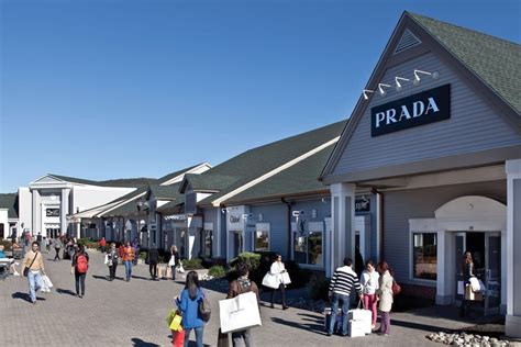 Prada Outlet store in Woodbury Common Premium Outlets (New York)